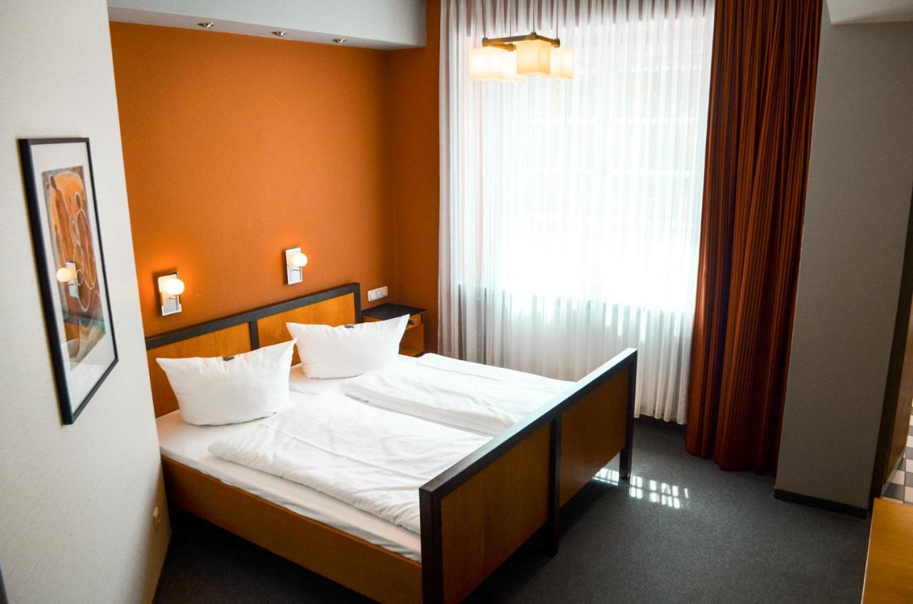 Haus Des Volkes - Das Bauhaushotel Probstzella Extérieur photo