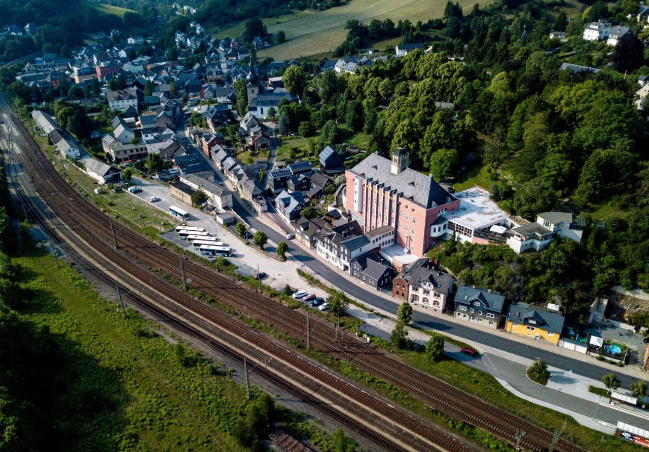Haus Des Volkes - Das Bauhaushotel Probstzella Extérieur photo